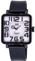 Q&Q Attractive Women VR06-002