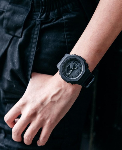 Casio G-Shock GA-2100-1A4