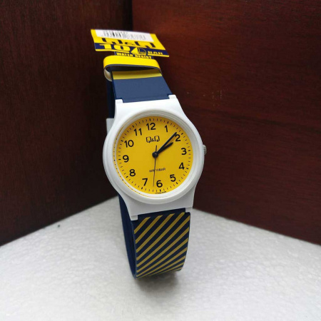 Q&Q Casual VP46-049