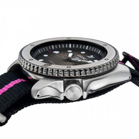 Seiko NARUTO & BORUTO SRPF65K1