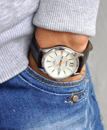 Casio Collection MTP-E103L-7A