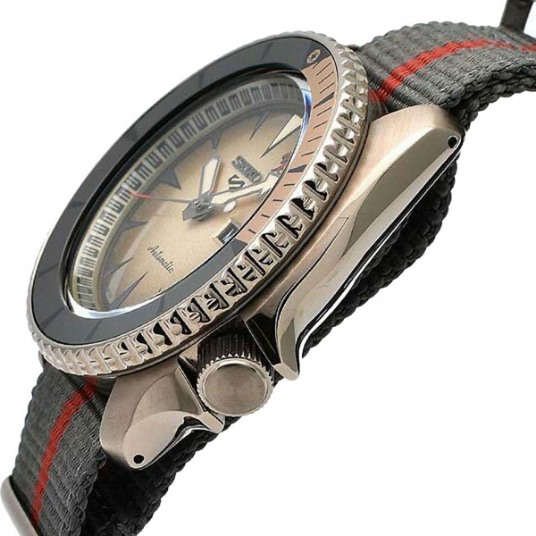 Seiko NARUTO & BORUTO SRPF71K1