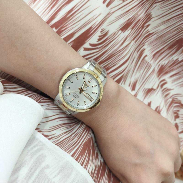 Seiko 5 Regular SNK892K1
