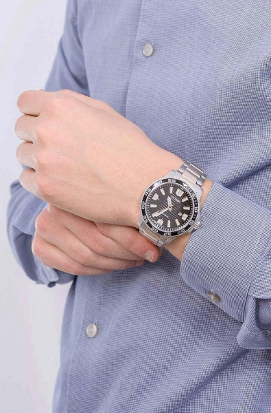 Citizen Eco Drive AW1524-84E