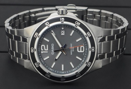 Casio Collection MTP-1373D-8A
