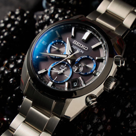 Seiko Astron SSH053J1