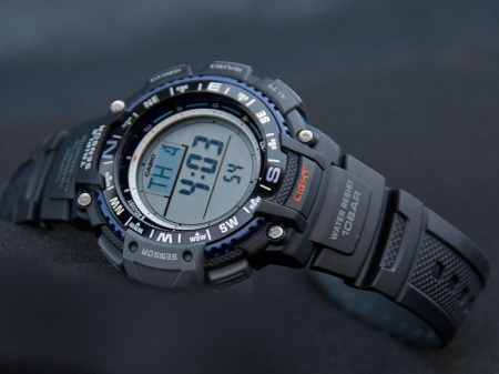 Casio Pro Trek SGW-1000-1A