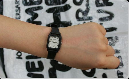 Casio Collection LQ-142-7E