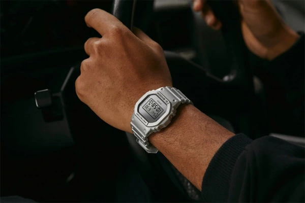 Casio G-Shock DW-5600FF-8E